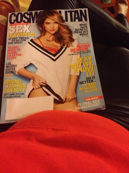 heyitsdenisse_'s tweet image. My @Cosmopolitan mag was better than the Super Bowl haha #relaxing #ashbenzo #loveher #mycosmo