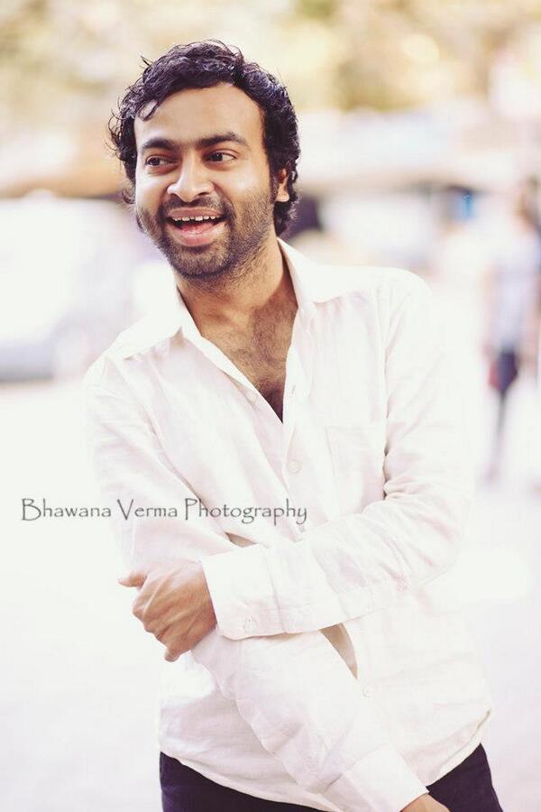 TeamPitobash's tweet photo. Exclusive pic of @pitobash Sir!! Like it? http://t.co/Al19Mm1kFL