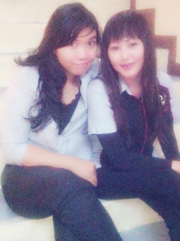 ryavit's tweet photo. Exitmania :D RT @niznita: @ryavit http://t.co/QpGCdWM3JX http://t.co/EFXR73S4GZ