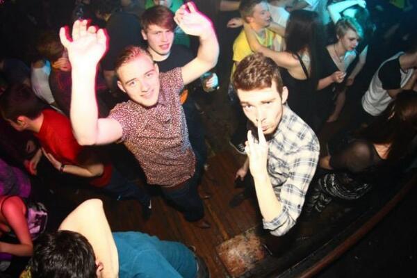 HullDocks's tweet photo. Maybe he's born with it, maybe it's #HullDocks http://t.co/CcAoUmqbLt