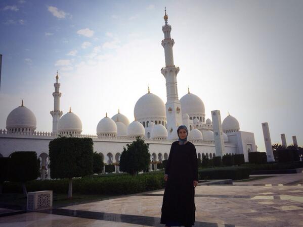 ARTEM_KLYUSHIN's tweet photo. Красота (c) @klyushina_yulya http://t.co/cHhGnmwqXR #abudhabi #emirates http://t.co/eHWPiZVVDQ