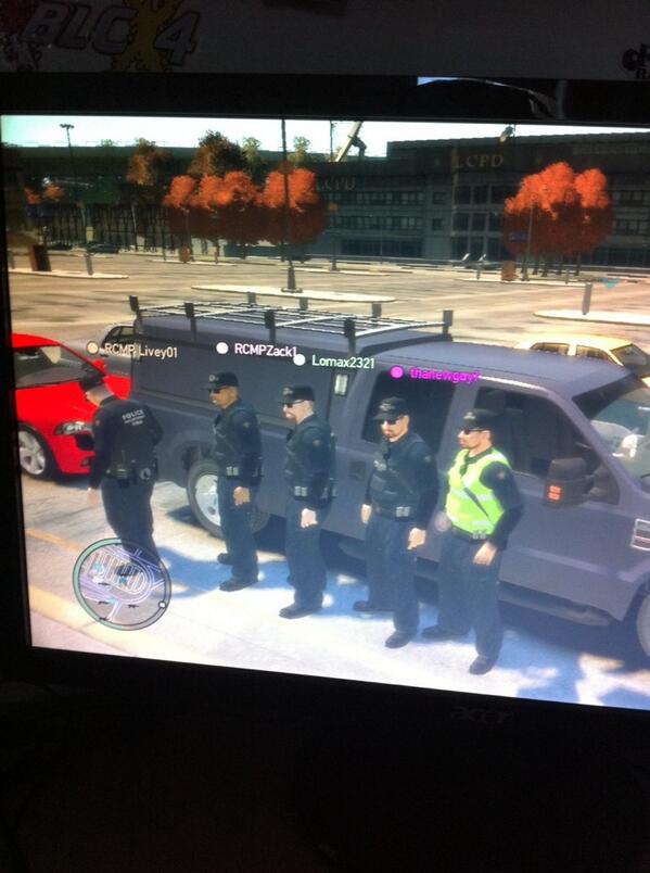 GIS_gta4's tweet photo. GIT and CFSEU doing transport checks -5D78 @gk6RCMP http://t.co/6Gvwn1L7zG