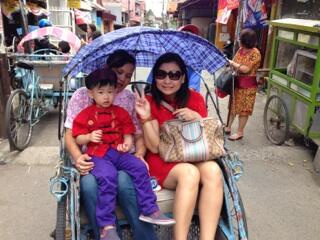 trifosafitri's tweet photo. @momnjospa #MNJmoney#myvalentine. Seru2an naek bejak..... http://t.co/DDfxYZJdkQ
