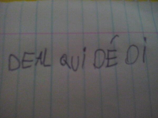 elenagillberts's tweet photo. OLHEM COMO MEU IRMAO PEQUENO ESCREVEU TWD E VEIO ME PERGUNTAR SE TA CERTO ÇSFKKDFKLKKK http://t.co/12zxyXPjbk