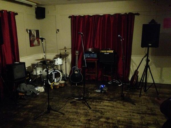jtheheffafunks's tweet photo. The Village Inn, Loughrea, Galway setup on Saturday for the 21st. Great gig http://t.co/ZgWs2yQIQx