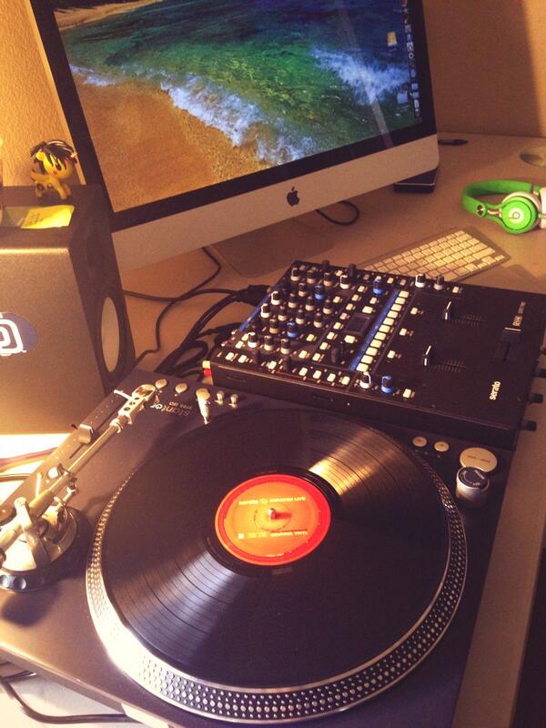 TrishNinja's tweet photo. New str8 150 and Rane 62 mixer. Let's get practicing. #rane
#stanton http://t.co/S3ArqJNB8M