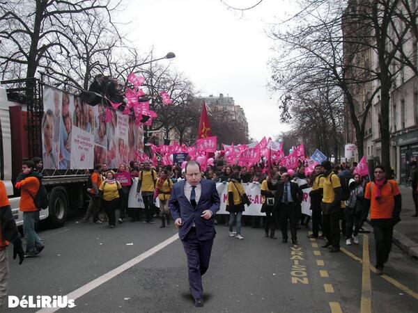 Ph_Gerbier's tweet photo. Ce photomontage est irréaliste : #Hollande 

ne craint rien,

ne risque rien.

Et il n’est pas prêt de s’arrêter… http://t.co/9dlPyAmnhg