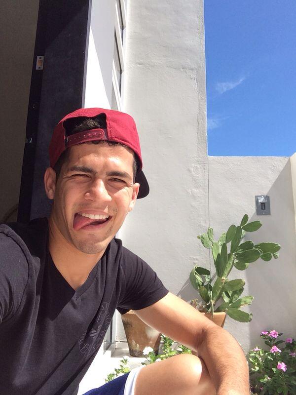 Cleiton23CAOS's tweet photo. Hoy cumplo 27 años! Gracias a todos los que se acordaron! / Today is my 27th birthday! Tks to those who remembered it http://t.co/jOeLlfaEDx
