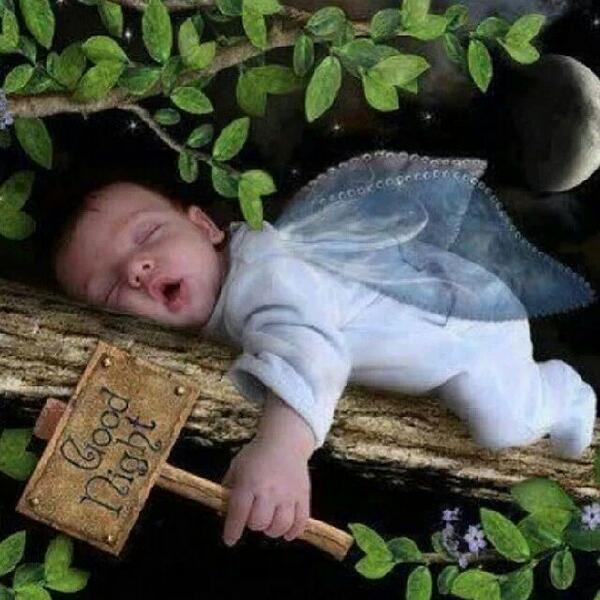 gomezzheartt's tweet image. İyi geceler #offlin