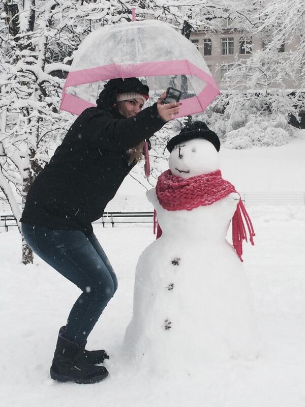 EmilyZuz's tweet photo. If you're in need of a friend, you can just make one...literally. #FebruaryWin http://t.co/e2hsKeb6Ko