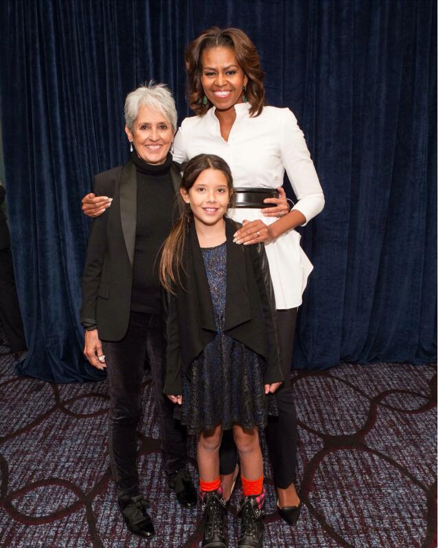Joan Baez With Granddaughter Jasmine And First Lady Michelleobama Http T Co H192vmmmbt Twitter Joan Baez With Granddaughter Jasmine And First Lady Michelleobama Http T Co H192vmmmbt Twitter
