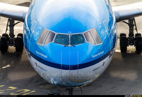 MD11_Fanpage's tweet photo. Thats the Friendly face we would like to see before pushback :) http://t.co/z73gLieCip