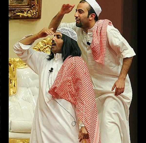 Vargasx66's tweet photo. 😂شكلي بالفرصه اذا قاعده ادور رفيجتي القزمه http://t.co/rY0JIL7LVT