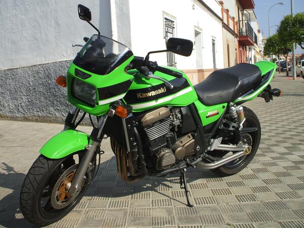 Mik_onio's tweet photo. @motosnet Esta es mi moto preferida http://t.co/ri9K5SYwWP