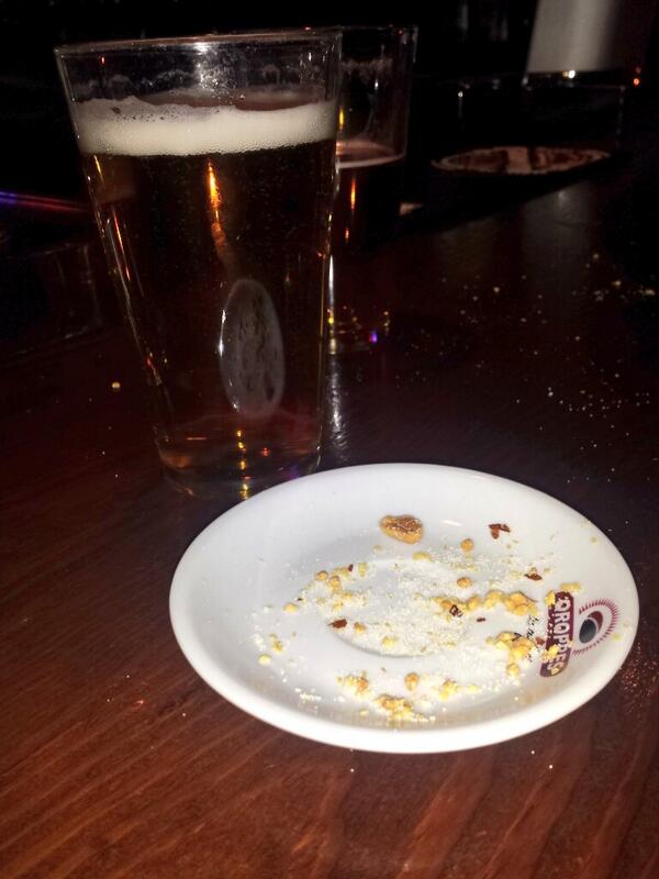 11tomas92's tweet photo. @yopasovale que mentira domingas libres!! Pd. http://t.co/2wNJKkthVh