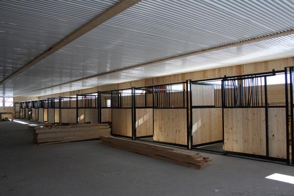 Maple_Crescent's tweet photo. Stalls are almost completely and looking great! For info regarding board call 905-797-2598 http://t.co/Poa4BcZrbw