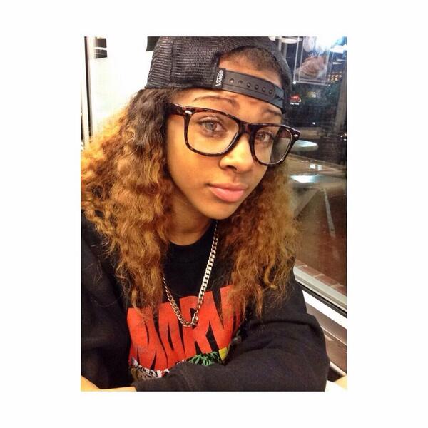 badkxsh_'s tweet photo. 😎 http://t.co/1XaAyTGssa