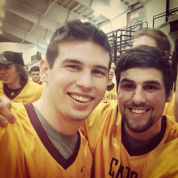 zacharylietz35's tweet image. picture day 💁 #centralmichiganlacrosse #chipsnation #2deep @TJ_Braun