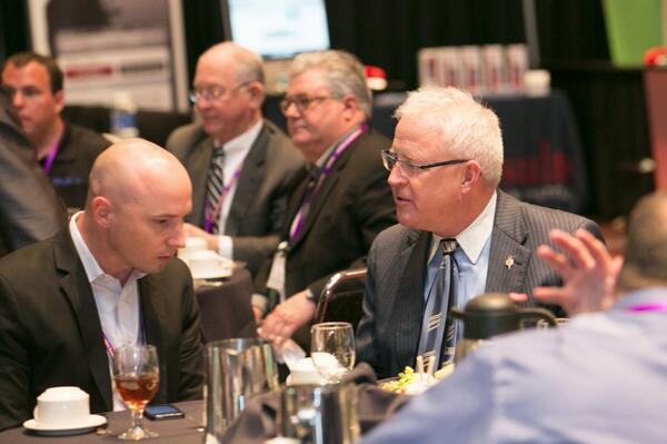 TimWJackson's tweet photo. Actively participating at #IDS13 @mjstringfellow @April_Rain @arnoldtijerina @MarshallTalks @DealerSummit @ggarvin http://t.co/qn7C2VFAzm