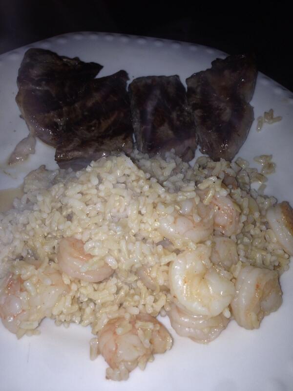 Truth. RT <a href="/JonahLupton/">Jonah Lupton</a>: If you're going to bust your ass in the gym, don't ruin it in the kitchen. #EatClean