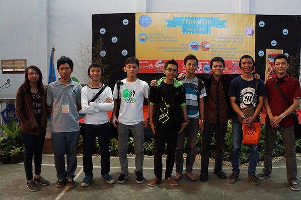 foto KAS (Komunitas Android Sukabumi) bersama Bapak Abdul Rizal Adompo S.ST.MT