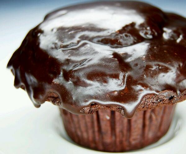 Craving for some snack? Try our delicious muffins! After one bite you'll surely crave for more :) <a href="/fXSudirman/">fX Sudirman</a>