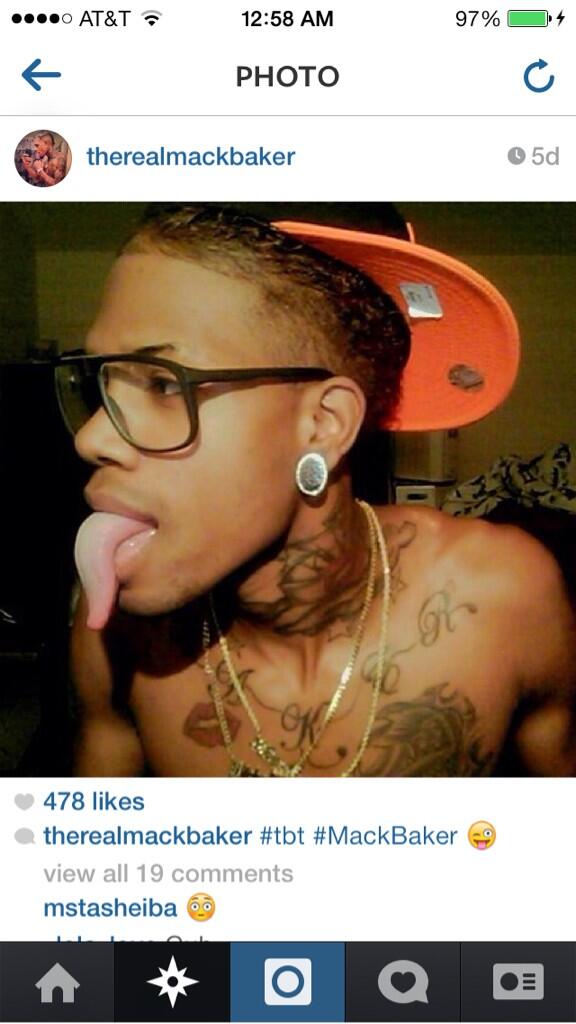 boojie_barbiee's tweet photo. #mackbaker #long #inlove http://t.co/B6UoZI0KHN