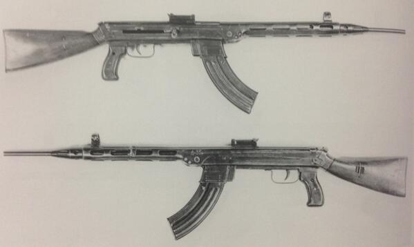 prototypeguns's tweet image. Shpagin M1944
1944年にシュパーギンよりVyatskie Polyany第4造兵廠で試作された自動小銃。赤軍科学技術小火器試験場のトライアルにAS-44と共に参加した。基本的にはPPSh-41のボアアップモデルである
