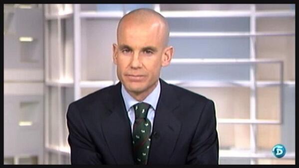 isaacfouto's tweet photo. Buen gusto mi compañero Ramón Fuentes RT@t5rf , presentador de #deportes de #Telecinco, viste @HarrysEspana http://t.co/SulsfAAvQJ”