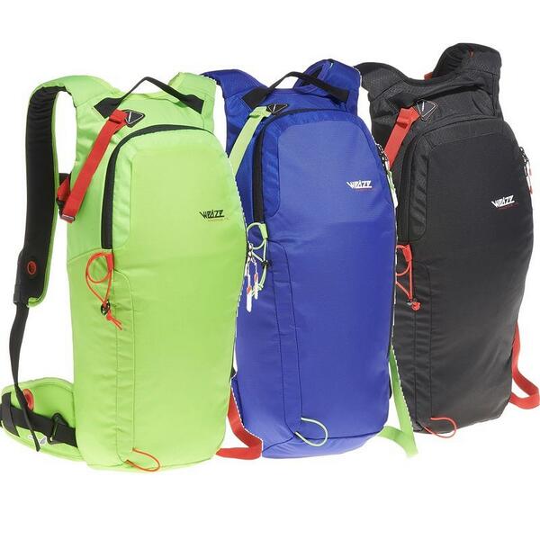 DecathlonUK's tweet photo. Stay well-equipped on the slopes with our range of #ski backpacks http://t.co/8HJcu69ao9. #snowlimit http://t.co/BpdeVB2Gbb