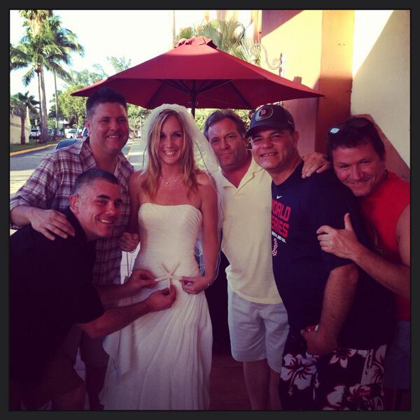 Danny__Browne's tweet photo. Massholes crash another wedding !! http://t.co/hQlaCNoGv2