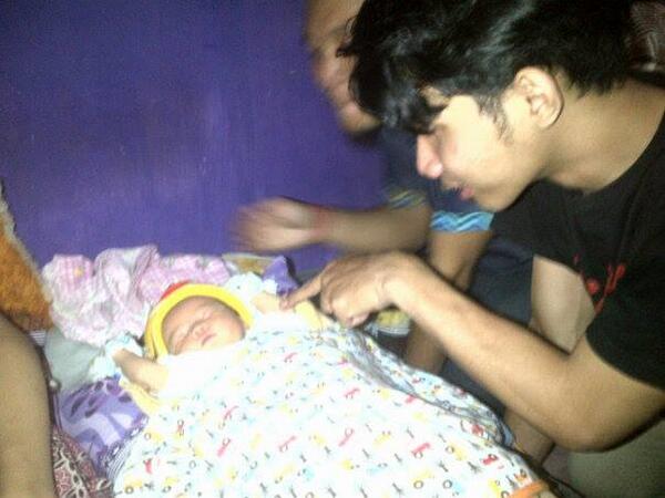 Makasih om andry *bighug RT "<a href="/andry_ebell/">ANDRY</a>: CantÍkk :*"<a href="/airaZauna/">Mahira Zauna S</a>: om <a href="/andry_ebell/">ANDRY</a> om <a href="/SaniFauzi_JTP/">SaniArif</a> ""