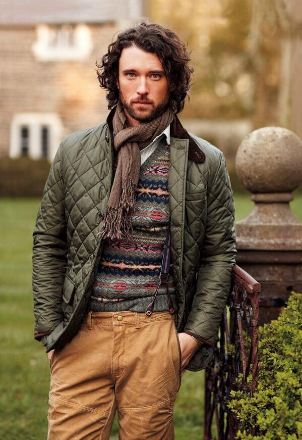 彼氏に着てほしい モテ服コーデ V Twitter キルティングジャケット フェアアイルニットのコーデ 同じ英国のアイテムなので定番の着こなし です 英国ラベンハムのキルティングジャケットが有名です T Co 0thsn9ieys