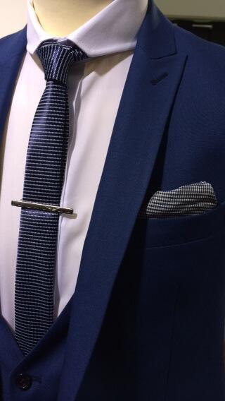Close up of the new Westin shirt launched @TheWestinDublin #WestinWeddings . @ScribeOfLondon #lead don't ...