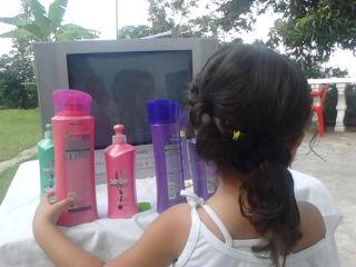 fer196006's tweet photo. @DiaaDiaCaracol @DiaaDiaCaracol #listospalafoto con el peinado listo y natural #CNTM http://t.co/0vzT6JtlQH