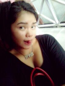 JenkViana's tweet photo. ada yg mau ak emutin mlm ini??? http://t.co/y69ntmxAYf