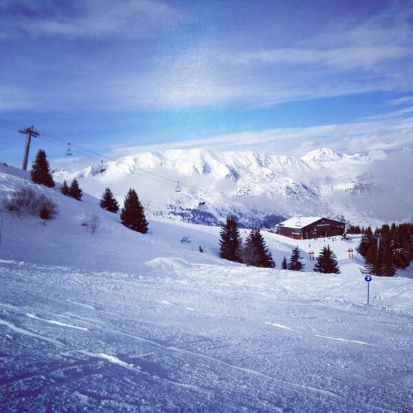 GCichonska's tweet photo. Best day on the slopes in #meribel loving the skiing!!! http://t.co/nuHKimWEGA