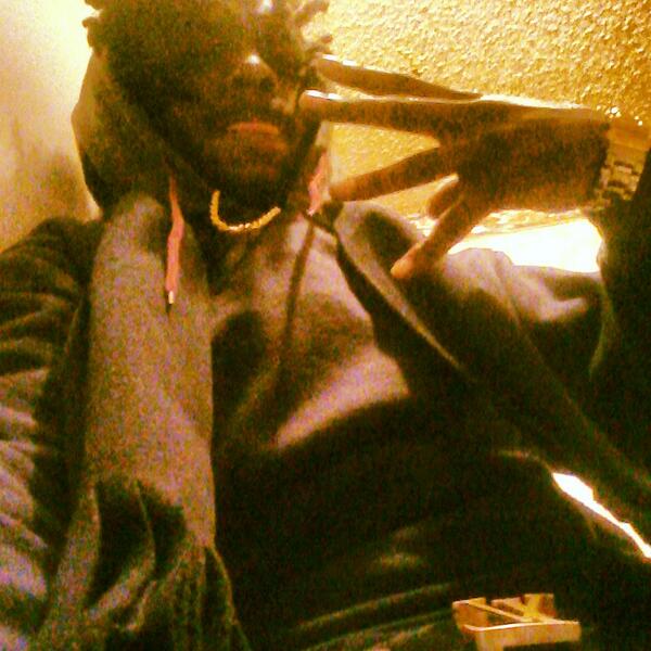 Yooo_MG's tweet image. #FoolAss