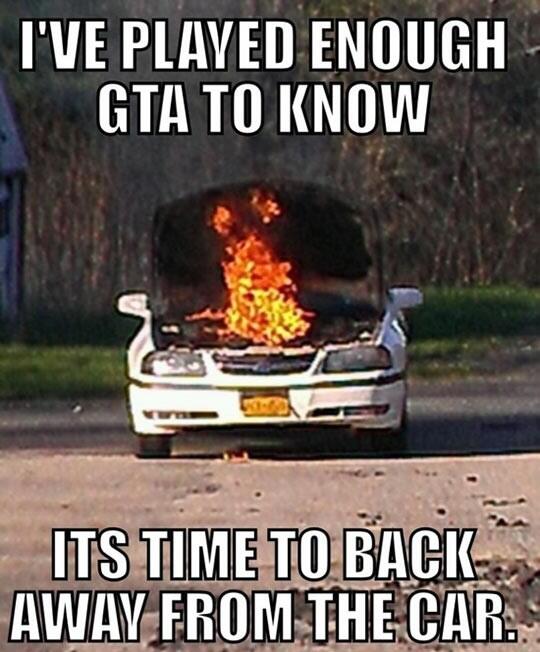GTAFail's tweet photo. Burning cars.. http://t.co/dKxCwnTov5