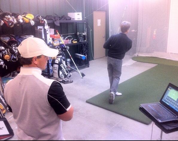 ShaunWebbGolf's tweet image. David testing balls indoors this morning @265Golf #rainydays @trackmangolf #spinrates