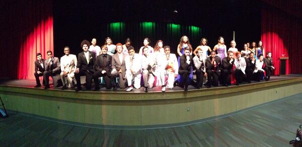 jmstreetclothes's tweet photo. Stewarts Creek Prom Fashion Show!! #stprom14 http://t.co/cWbbFlMDT3