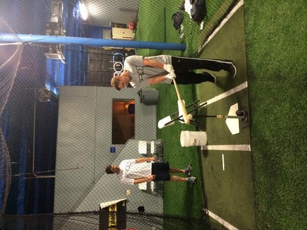 Former Bulldog and Washington National @T_Mo12 and former Rebel and San Diego Padre Seth Smith getting some reps in