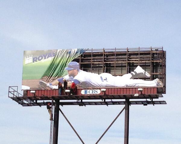 abelle3721's tweet photo. Pretty cool! “@sbnation: The @Royals made a damn fine billboard. http://t.co/cuxzwL4NiC http://t.co/kkSZiII96Y”