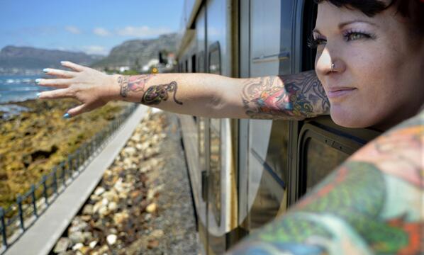 humansnarrative's tweet photo. The tourist #train from #capetown to #kalkbay with @BiancaLColeman #escapetimes #tourism #photography #thebrassbell http://t.co/SgCzeW8KlJ