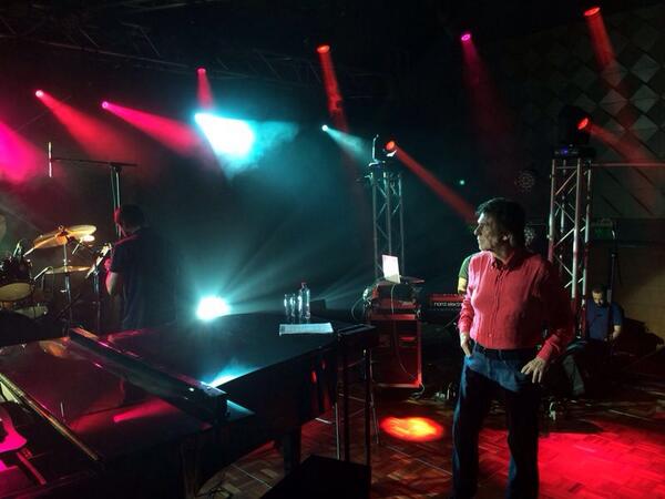 Прямая ссылка на встроенное изображение