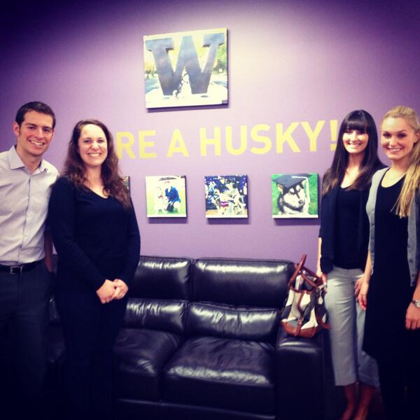 AILINTERNSHIP's tweet photo. Had an awesome meeting with UW Career Services yesterday! #ail #americanincomelife #altig #uw #careerservices #intern http://t.co/wmyRfZW1wI