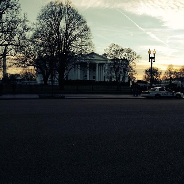 whphotos2013's tweet image. #takemebackTuesday #imadethatup I wanna go back to DC so badly💔 #whitehouse
