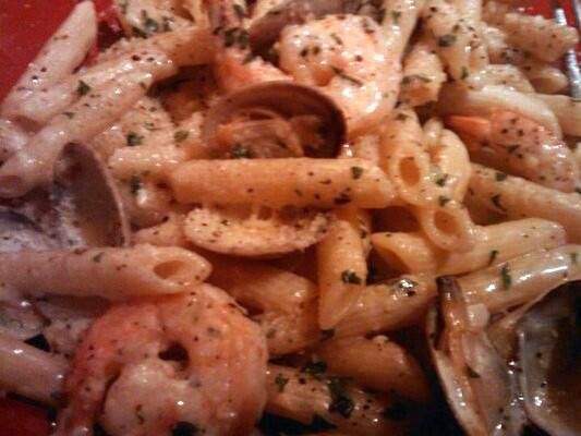 operacaffe's tweet image. Penne alla chicca. Penne pasta Ina light creamy sauce with shrimp and clams! #nomnom  #italianfood #sandiego