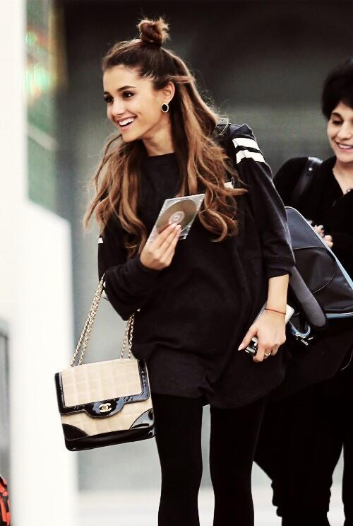 sweetenergod's tweet photo. my fave picture of ari to date and idk why http://t.co/zzsXHgNghn