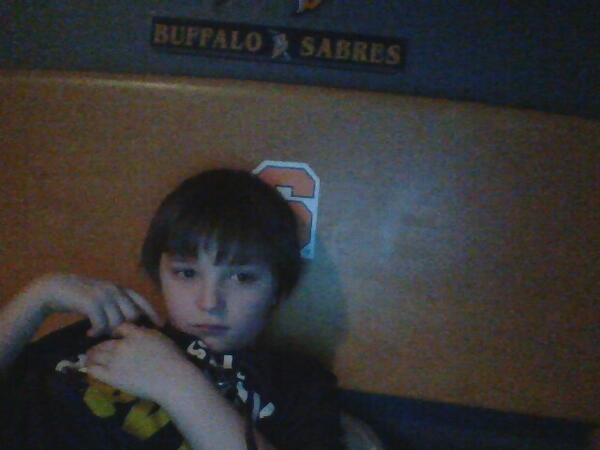 CodageValide's tweet image. This 9 year old helped with the graphics for Radio-Active :D